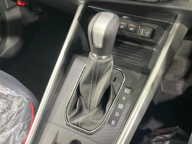 ライズ Z 登録済未使用車 純正9型ディスプレイ 全周囲カメラ フルセグ スマートアシスト レーダークルーズ クリアランスソナー シートヒーター リアフォグ LEDヘッド&フォグ 純正17インチアルミ スマートキ(46枚目)