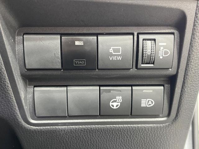 ヤリスクロス ハイブリッドZ アドベンチャー 禁煙車 8型ナビ 全周囲カメラ フルセグ ルーフレール アダプティブクルーズコントロール シートヒーター ステアリングヒーター オートマチックハイビーム クリアランスソナー パワーシート ETC(6枚目)