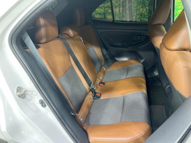 ヤリスクロス ハイブリッドZ アドベンチャー 禁煙車 8型ナビ 全周囲カメラ フルセグ ルーフレール アダプティブクルーズコントロール シートヒーター ステアリングヒーター オートマチックハイビーム クリアランスソナー パワーシート ETC(9枚目)