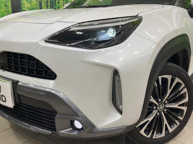 ヤリスクロス ハイブリッドZ アドベンチャー 禁煙車 8型ナビ 全周囲カメラ フルセグ ルーフレール アダプティブクルーズコントロール シートヒーター ステアリングヒーター オートマチックハイビーム クリアランスソナー パワーシート ETC(12枚目)