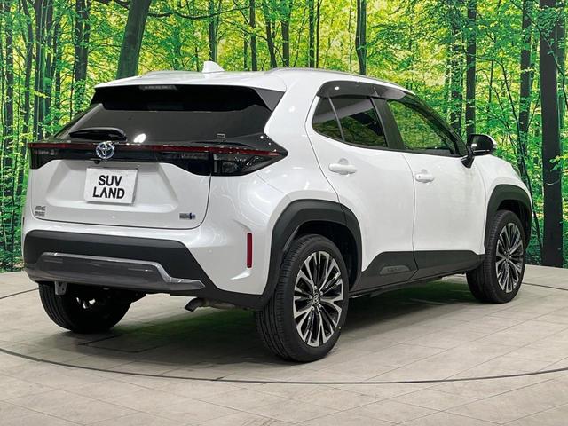 ヤリスクロス ハイブリッドZ アドベンチャー 禁煙車 8型ナビ 全周囲カメラ フルセグ ルーフレール アダプティブクルーズコントロール シートヒーター ステアリングヒーター オートマチックハイビーム クリアランスソナー パワーシート ETC(17枚目)