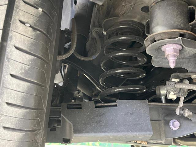 RAV4 X 禁煙車 純正ディスプレイオーディオ バックカメラ レーダークルーズ コーナーセンサー スマートキー LEDヘッド ルーフレール ビルトインETC オートハイビーム 車線逸脱警報 オートライト(21枚目)