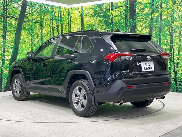 RAV4 X 禁煙車 純正ディスプレイオーディオ バックカメラ レーダークルーズ コーナーセンサー スマートキー LEDヘッド ルーフレール ビルトインETC オートハイビーム 車線逸脱警報 オートライト(28枚目)