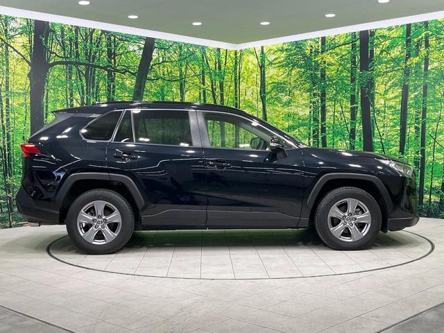 RAV4 X 禁煙車 純正ディスプレイオーディオ バックカメラ レーダークルーズ コーナーセンサー スマートキー LEDヘッド ルーフレール ビルトインETC オートハイビーム 車線逸脱警報 オートライト(29枚目)