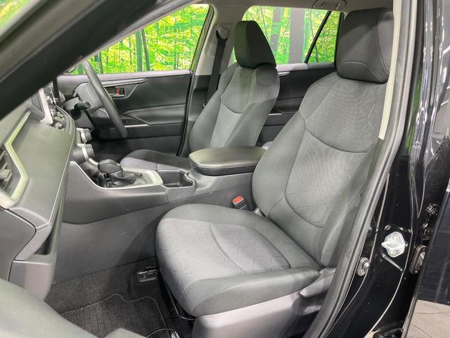 RAV4 X 禁煙車 純正ディスプレイオーディオ バックカメラ レーダークルーズ コーナーセンサー スマートキー LEDヘッド ルーフレール ビルトインETC オートハイビーム 車線逸脱警報 オートライト(52枚目)