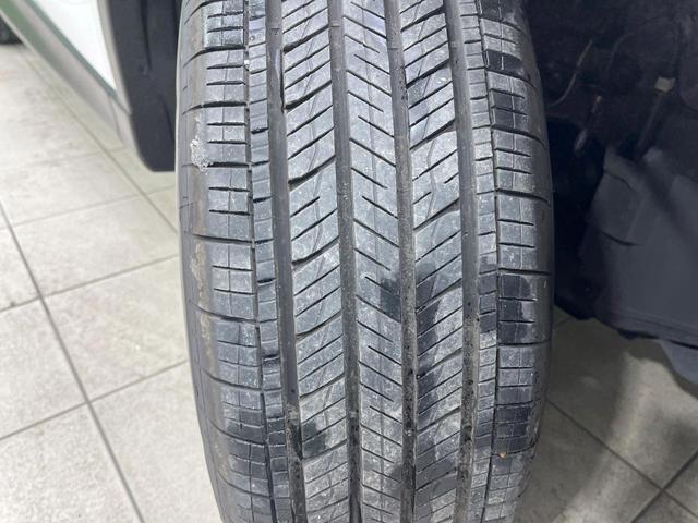 ＣＸ－５ ＸＤ　プロアクティブ　禁煙車　純正８型ナビ　バックカメラ　サイドカメラ　衝突被害軽減　ＥＴＣ　クルコン　オートライト　スマートキー　ＬＥＤヘッド　デュアルエアコン　純正１７インチアルミ　Ｂｌｕｅｔｏｏｔｈ　ＣＤ（18枚目）