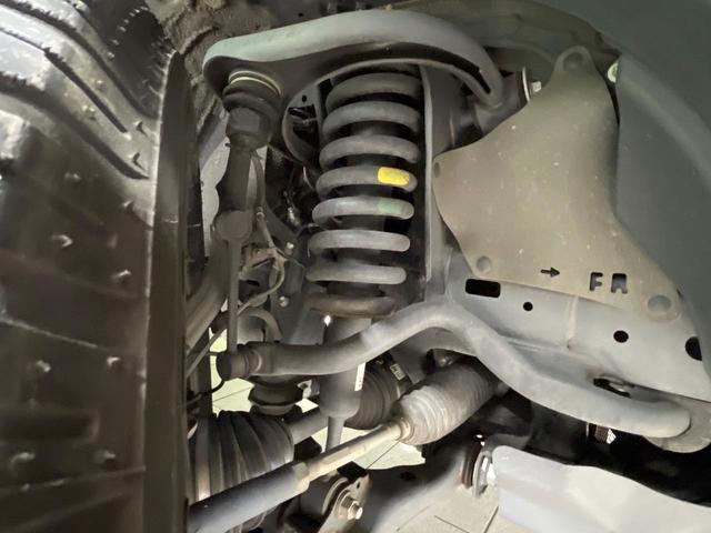 ランドクルーザープラド ＴＸ　Ｌパッケージ　禁煙車　サンルーフ　モデリスタエアロ　純正９型ナビ　全周囲カメラ　レーダークルーズ　７人乗り　衝突被害軽減　レザーシート　前席シートエアコン　コーナーセンサー　スマートキー　ＬＥＤヘッド（20枚目）