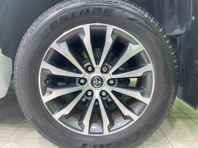 ランドクルーザープラド ＴＸ　Ｌパッケージ　禁煙車　サンルーフ　モデリスタエアロ　純正９型ナビ　全周囲カメラ　レーダークルーズ　７人乗り　衝突被害軽減　レザーシート　前席シートエアコン　コーナーセンサー　スマートキー　ＬＥＤヘッド（29枚目）