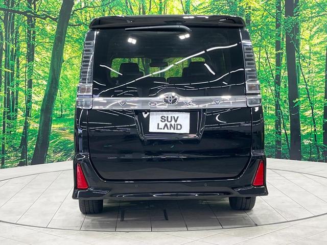 ヴォクシー ZS 煌III 禁煙車 後席モニター 純正10型ナビ バックカメラ フルセグ 両側電動ドア セーフティセンス クルーズコントロール クリアランスソナー スマートキー LEDヘッド ETC オートハイビーム(16枚目)