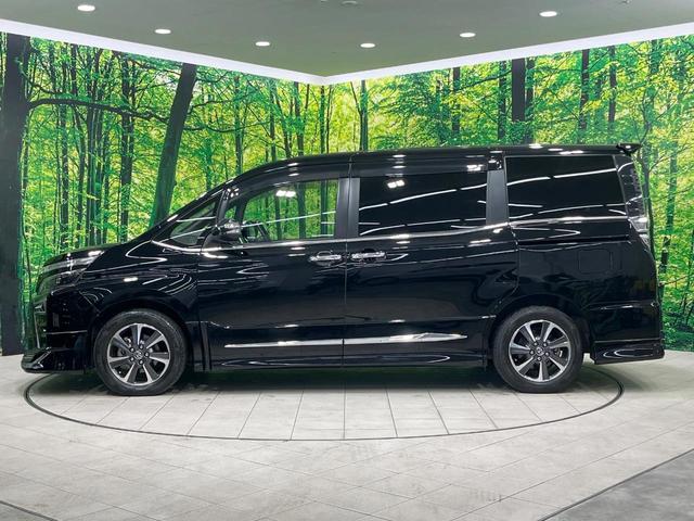 ヴォクシー ZS 煌 禁煙車 モデリスタエアロ フリップダウンモニター 純正9型ナビ バックカメラ 両側電動ドア クルーズコントロール 車線逸脱防止 オートハイビーム ETC LEDヘッドライト リアオートエアコン(28枚目)