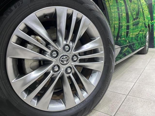 アルファードハイブリッド Z 禁煙車 ムーンルーフ 後席モニター 純正14型ナビ 全周囲カメラ ユニバーサルサイドステップ トヨタチームメイト デジタルインナーミラー シートベンチレーション 両側電動ドア 電動リアゲート ETC(12枚目)