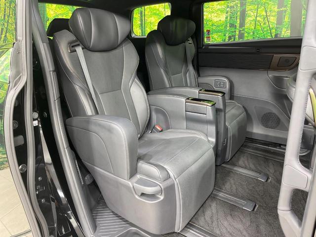 アルファードハイブリッド Z 禁煙車 ムーンルーフ 後席モニター 純正14型ナビ 全周囲カメラ ユニバーサルサイドステップ トヨタチームメイト デジタルインナーミラー シートベンチレーション 両側電動ドア 電動リアゲート ETC(29枚目)