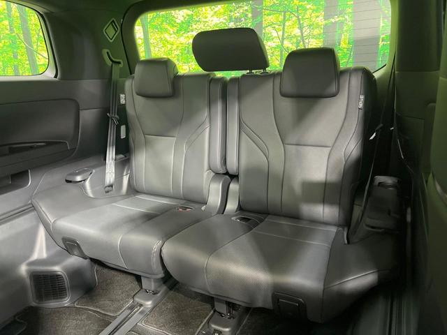 アルファードハイブリッド Z 禁煙車 ムーンルーフ 後席モニター 純正14型ナビ 全周囲カメラ ユニバーサルサイドステップ トヨタチームメイト デジタルインナーミラー シートベンチレーション 両側電動ドア 電動リアゲート ETC(32枚目)