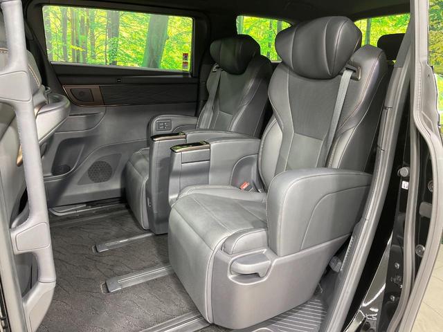 アルファードハイブリッド Z 禁煙車 ムーンルーフ 後席モニター 純正14型ナビ 全周囲カメラ ユニバーサルサイドステップ トヨタチームメイト デジタルインナーミラー シートベンチレーション 両側電動ドア 電動リアゲート ETC(34枚目)