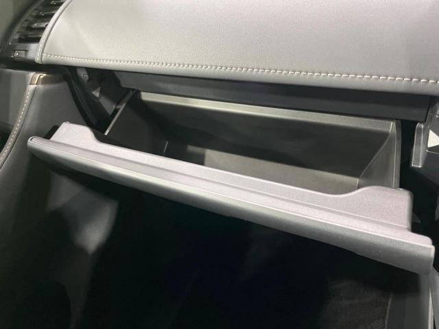 アルファードハイブリッド Z 禁煙車 ムーンルーフ 後席モニター 純正14型ナビ 全周囲カメラ ユニバーサルサイドステップ トヨタチームメイト デジタルインナーミラー シートベンチレーション 両側電動ドア 電動リアゲート ETC(63枚目)