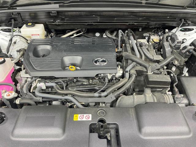 NX NX350h Fスポーツ 禁煙車 パノラマルーフ 純正14型ナビ 全周囲カメラ 赤革シート シートベンチレーション ステアリングヒーター ブラインドスポットモニター ヘッドアップディスプレイ 電動リアゲート(18枚目)