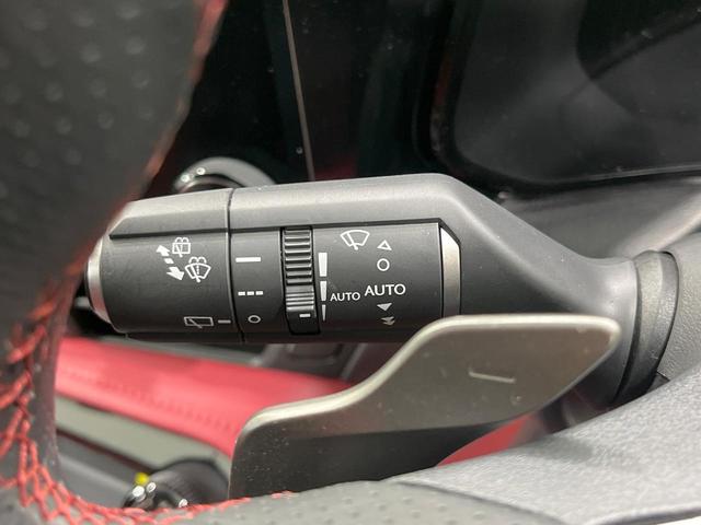 NX NX350h Fスポーツ 禁煙車 パノラマルーフ 純正14型ナビ 全周囲カメラ 赤革シート シートベンチレーション ステアリングヒーター ブラインドスポットモニター ヘッドアップディスプレイ 電動リアゲート(50枚目)