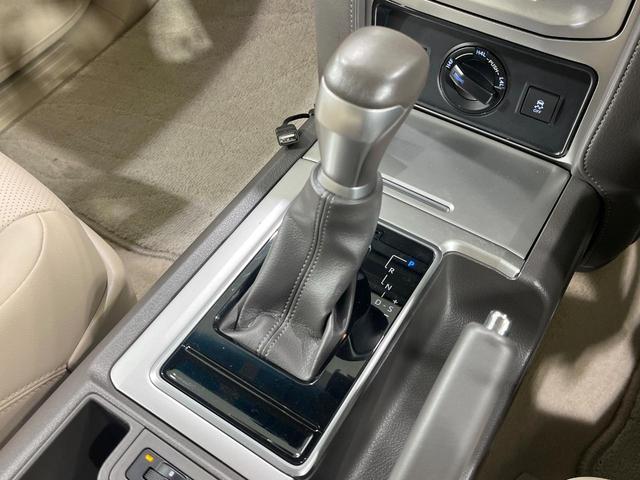 ランドクルーザープラド ＴＸ　Ｌパッケージ　マットブラックエディション　禁煙車　サンルーフ　９型ＳＤナビ　フルセグ　バックカメラ　７人乗り　セーフティセンス　クリアランスソナー　シートベンチレーション　ベージュ革シート　ルーフレール　ＬＥＤヘッド　純正１８インチアルミ（56枚目）