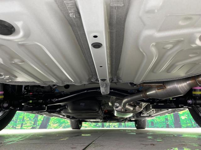 ノア ハイブリッドS-Z 年次改モデル 登録済未使用車 純正10型ナビ 全周囲カメラ フルセグ 快適利便パッケージ トヨタチームメイト 両側電動ドア レーダークルーズ 電動リア オットマン LEDヘッド ETC オートハイビム(19枚目)