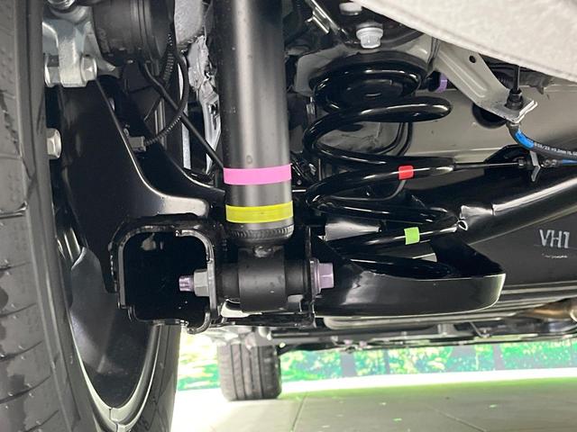 ノア ハイブリッドS-Z 年次改モデル 登録済未使用車 純正10型ナビ 全周囲カメラ フルセグ 快適利便パッケージ トヨタチームメイト 両側電動ドア レーダークルーズ 電動リア オットマン LEDヘッド ETC オートハイビム(20枚目)