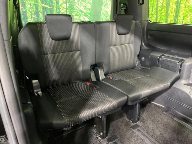 ヴォクシー ZS 煌 禁煙車 後席モニター 純正10型ナビ 両側電動ドア バックカメラ 衝突被害軽減 スマートキー LEDヘッド ビルトインETC クルコン オートハイビーム 車線逸脱警報 オートライト(10枚目)