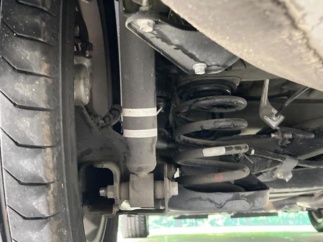 ヴォクシー ZS 煌 禁煙車 後席モニター 純正10型ナビ 両側電動ドア バックカメラ 衝突被害軽減 スマートキー LEDヘッド ビルトインETC クルコン オートハイビーム 車線逸脱警報 オートライト(21枚目)