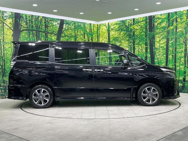 ヴォクシー ZS 煌 禁煙車 後席モニター 純正10型ナビ 両側電動ドア バックカメラ 衝突被害軽減 スマートキー LEDヘッド ビルトインETC クルコン オートハイビーム 車線逸脱警報 オートライト(28枚目)