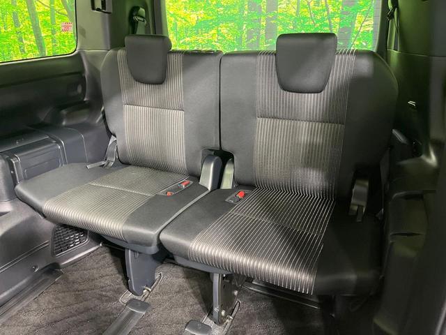 ヴォクシー ZS 煌 禁煙車 後席モニター 純正10型ナビ 両側電動ドア バックカメラ 衝突被害軽減 スマートキー LEDヘッド ビルトインETC クルコン オートハイビーム 車線逸脱警報 オートライト(29枚目)