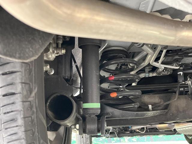 セレナ e-パワー ハイウェイスターV 禁煙車 後席モニター 純正9型ナビ 全周囲カメラ セーフティパックA 両側電動ドア 衝突被害軽減 レーダークルーズ コーナーセンサー スマートキー LEDヘッド ETC 車線逸脱警報 オートライト(22枚目)