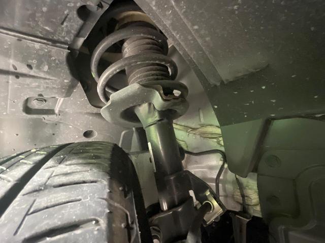 セレナ e-パワー ハイウェイスターV 禁煙車 後席モニター 純正9型ナビ 全周囲カメラ セーフティパックA 両側電動ドア 衝突被害軽減 レーダークルーズ コーナーセンサー スマートキー LEDヘッド ETC 車線逸脱警報 オートライト(25枚目)