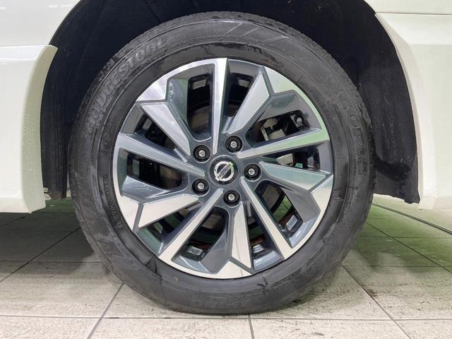 セレナ e-パワー ハイウェイスターV 禁煙車 後席モニター 純正9型ナビ 全周囲カメラ セーフティパックA 両側電動ドア 衝突被害軽減 レーダークルーズ コーナーセンサー スマートキー LEDヘッド ETC 車線逸脱警報 オートライト(26枚目)