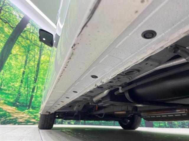 セレナ e-パワー ハイウェイスターV 禁煙車 後席モニター 純正9型ナビ 全周囲カメラ セーフティパックA 両側電動ドア 衝突被害軽減 レーダークルーズ コーナーセンサー スマートキー LEDヘッド ETC 車線逸脱警報 オートライト(35枚目)