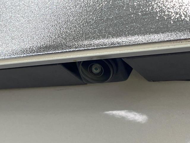 セレナ e-パワー ハイウェイスターV 禁煙車 後席モニター 純正9型ナビ 全周囲カメラ セーフティパックA 両側電動ドア 衝突被害軽減 レーダークルーズ コーナーセンサー スマートキー LEDヘッド ETC 車線逸脱警報 オートライト(40枚目)