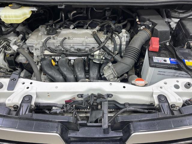 ヴォクシー ZS 煌II 禁煙車 モデリスタエアロ 後席モニター 純正10型ナビ フルセグ バックカメラ 両側電動ドア 衝突被害軽減 LEDヘッド&フォグ 純正16インチアルミ ETC スマートキー アイドリングストップ(19枚目)