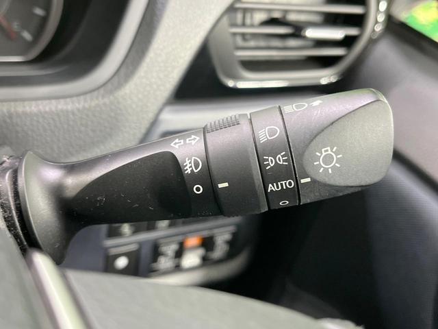 ヴォクシー ZS 煌II 禁煙車 モデリスタエアロ 後席モニター 純正10型ナビ フルセグ バックカメラ 両側電動ドア 衝突被害軽減 LEDヘッド&フォグ 純正16インチアルミ ETC スマートキー アイドリングストップ(49枚目)