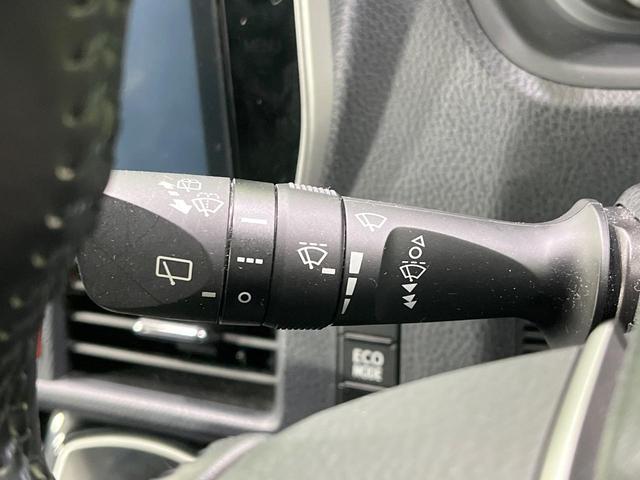 ヴォクシー ZS 煌II 禁煙車 モデリスタエアロ 後席モニター 純正10型ナビ フルセグ バックカメラ 両側電動ドア 衝突被害軽減 LEDヘッド&フォグ 純正16インチアルミ ETC スマートキー アイドリングストップ(50枚目)