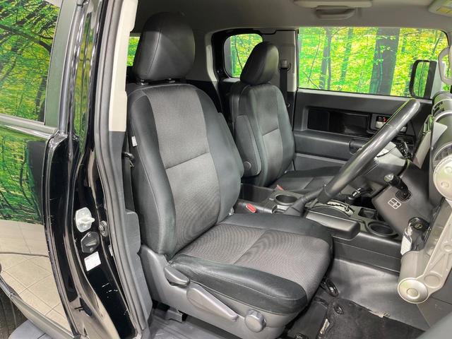 FJクルーザー カラーパッケージ 禁煙車 SDナビ バックカメラ クルーズコントロール クリアランスソナー 寒冷地仕様 電動格納ミラー ステアリングSW キーレス 純正AW(8枚目)