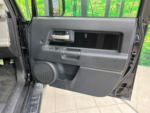 FJクルーザー カラーパッケージ 禁煙車 SDナビ バックカメラ クルーズコントロール クリアランスソナー 寒冷地仕様 電動格納ミラー ステアリングSW キーレス 純正AW(49枚目)