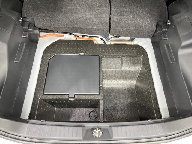 ロッキー プレミアムG HEV 禁煙車 モデリスタエアロ 9型BIG-Xナビ 全周囲カメラ フルセグ レーダークルーズ シートヒーター ETC オートライト ステアリグSW 衝突軽減装置 LEDライト 純正AW(51枚目)