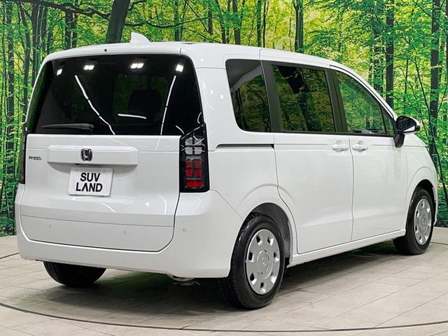 フリード エアー 登録済未使用車 純正ディスプレイオーディオ バックカメラ 両側電動ドア 6人乗り レーダークルーズ コーナーセンサー スマートキー LEDヘッド オートハイビーム 車線逸脱警報 オートライト(16枚目)