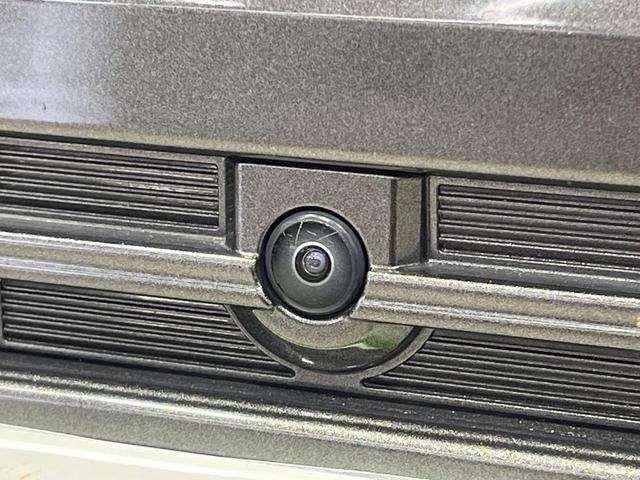 ヴォクシー ハイブリッドS-Z 禁煙車 モデリスタエアロ 後席モニター 快適利便PKG 全周囲カメラ 10型ナビ フルセグ 両側電動ドア アドバンスパーク デジタルミラー ブラインドスポットモニター HUD 3眼LEDライト(31枚目)