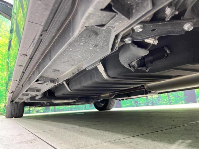 ヴォクシー ハイブリッドS-Z 禁煙車 モデリスタエアロ 後席モニター 快適利便PKG 全周囲カメラ 10型ナビ フルセグ 両側電動ドア アドバンスパーク デジタルミラー ブラインドスポットモニター HUD 3眼LEDライト(45枚目)