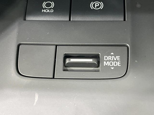 ハリアー Ｚ　レザーパッケージ　禁煙車　調光パノラマルーフ　純正１２型ナビ　全周囲カメラ　ＪＢＬサウンド　デジタルインナーミラー　黒内装　ブラインドスポットモニター　レーダークルーズ　電動リアゲート　レザーシート　前席シートエアコン（45枚目）