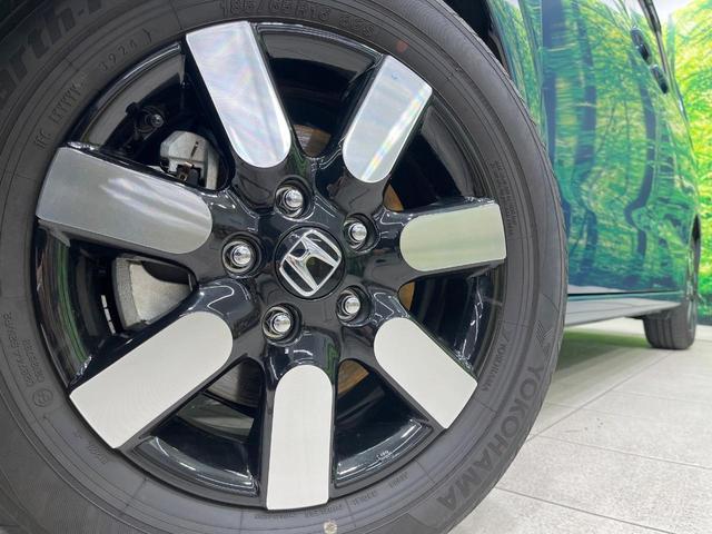 フリード e:HEVエアー EX 禁煙車 両側電動ドア 純正9型ナビ バックカメラ レーダークルーズ コーナーセンサー 純正15インチアルミ スマートキー LEDヘッド ビルトインETC オートハイビーム 車線逸脱警報 オートライト(14枚目)