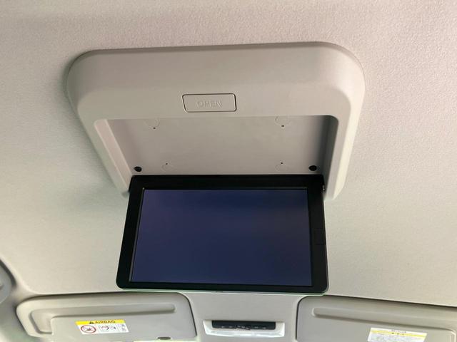 セレナ ハイウェイスターＶ　禁煙車　セーフティＡ　後席モニター　純正９型ナビ　全周囲カメラ　フルセグ　両側電動ドア　プロパイロット　デジタルミラー　ブラインドスポットモニター　ＥＴＣ　クリアランスソナー　ＬＥＤライト　純正ＡＷ（3枚目）