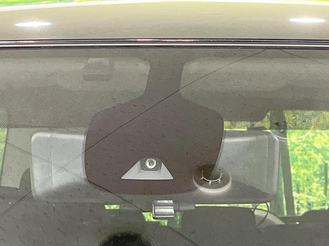 セレナ ハイウェイスターＶ　禁煙車　セーフティＡ　後席モニター　純正９型ナビ　全周囲カメラ　フルセグ　両側電動ドア　プロパイロット　デジタルミラー　ブラインドスポットモニター　ＥＴＣ　クリアランスソナー　ＬＥＤライト　純正ＡＷ（28枚目）