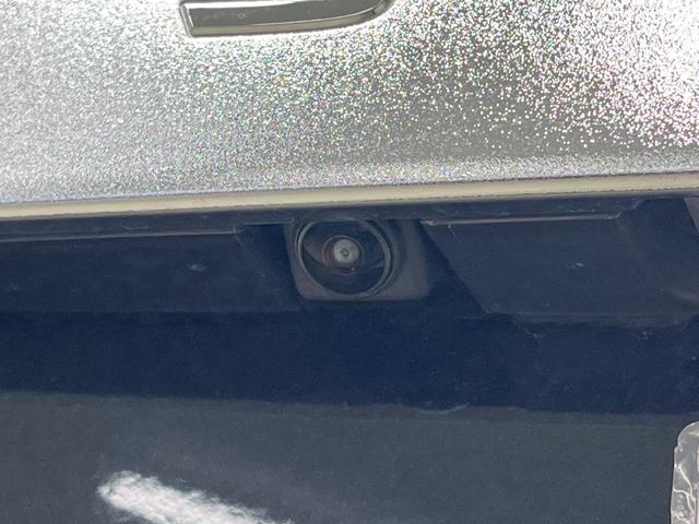 セレナ ハイウェイスターＶ　禁煙車　セーフティＡ　後席モニター　純正９型ナビ　全周囲カメラ　フルセグ　両側電動ドア　プロパイロット　デジタルミラー　ブラインドスポットモニター　ＥＴＣ　クリアランスソナー　ＬＥＤライト　純正ＡＷ（38枚目）