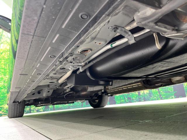 セレナ ハイウェイスターＶ　禁煙車　セーフティＡ　後席モニター　純正９型ナビ　全周囲カメラ　フルセグ　両側電動ドア　プロパイロット　デジタルミラー　ブラインドスポットモニター　ＥＴＣ　クリアランスソナー　ＬＥＤライト　純正ＡＷ（39枚目）