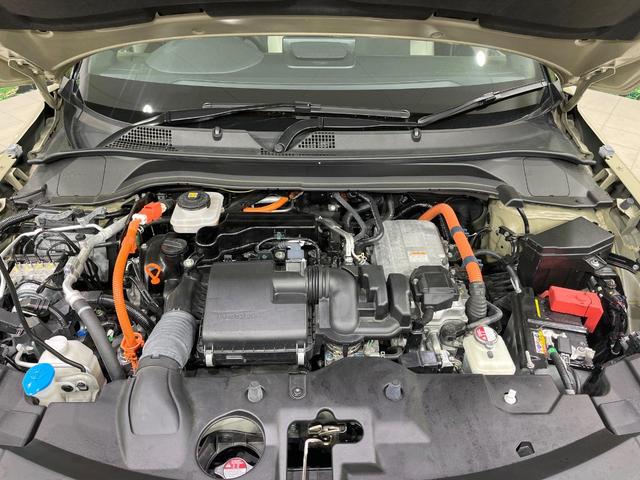 ヴェゼル ｅ：ＨＥＶ　ＰＬａＹ　禁煙車　サンルーフ　純正９型ナビ　全周囲カメラ　フルセグ　電動リアゲート　ホンダセンシング　レーダークルーズ　ブラインドスポットモニター　シートヒーター　ＥＴＣ　ＬＥＤライト　純正ＡＷ（19枚目）