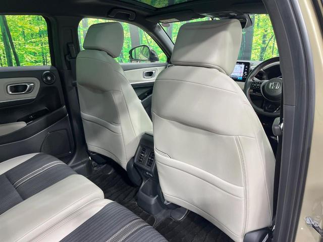 ヴェゼル ｅ：ＨＥＶ　ＰＬａＹ　禁煙車　サンルーフ　純正９型ナビ　全周囲カメラ　フルセグ　電動リアゲート　ホンダセンシング　レーダークルーズ　ブラインドスポットモニター　シートヒーター　ＥＴＣ　ＬＥＤライト　純正ＡＷ（33枚目）